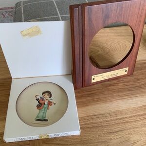 M.J.Hummel Miniature Plate 1984 “ Little Fiddler” & Frame